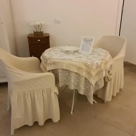 לינה וארוחת בוקר Bianca Polignano 4*